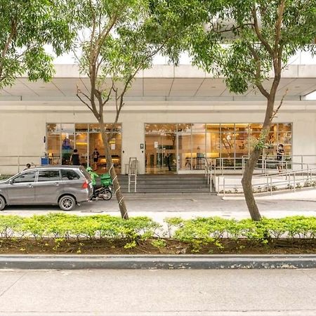 Grass Residences Sm North Edsa And Trinoma ケソンシティ エクステリア 写真